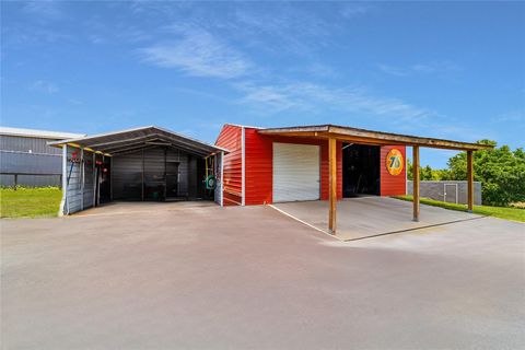 Tiny photo for 5251 SE 180th Avenue Road, Ocklawaha, FL 32179 (MLS # OM703271)