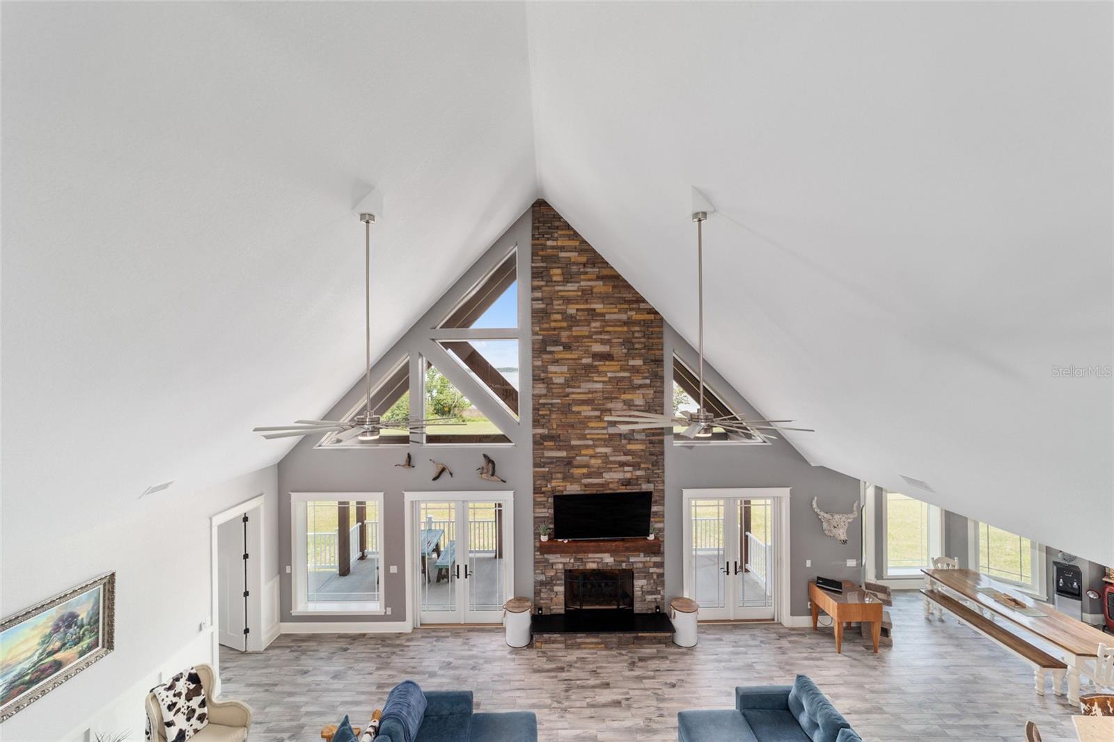 LAKESIDE AT LAKE BRYANT - Farm