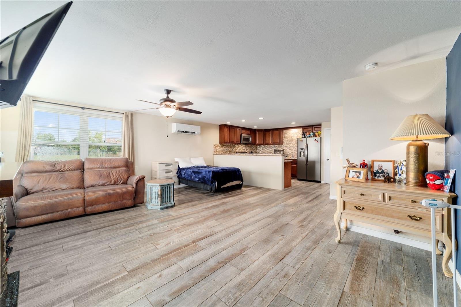 LAKESIDE AT LAKE BRYANT - Farm