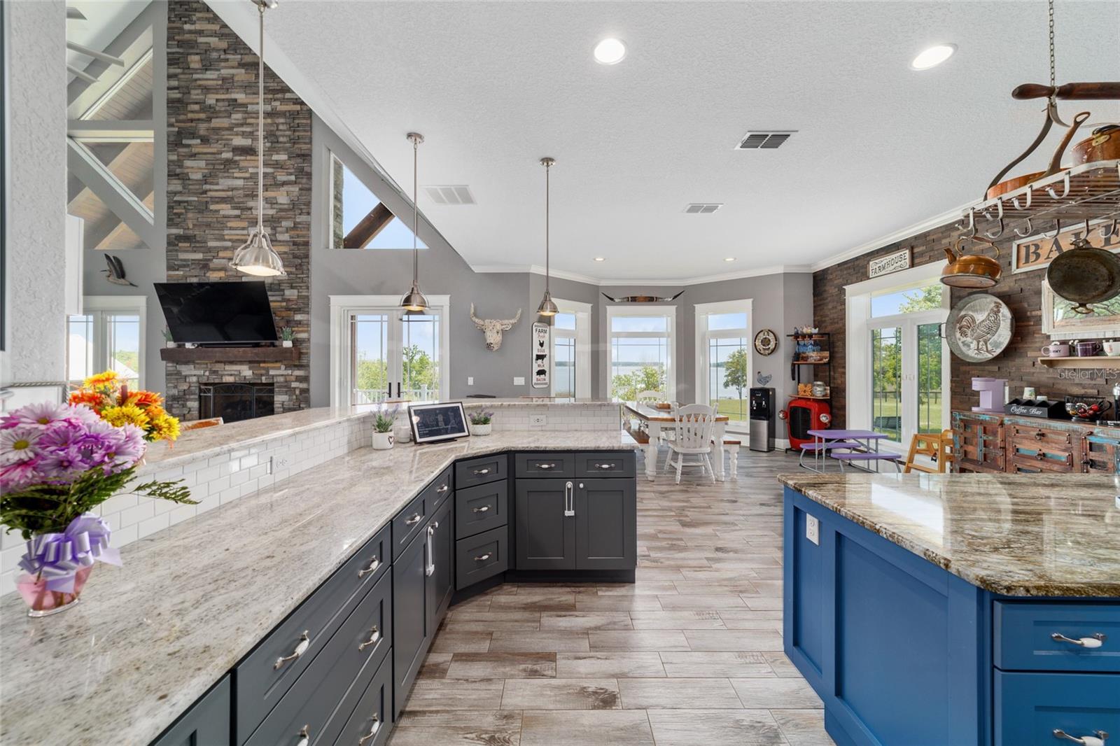 LAKESIDE AT LAKE BRYANT - Farm