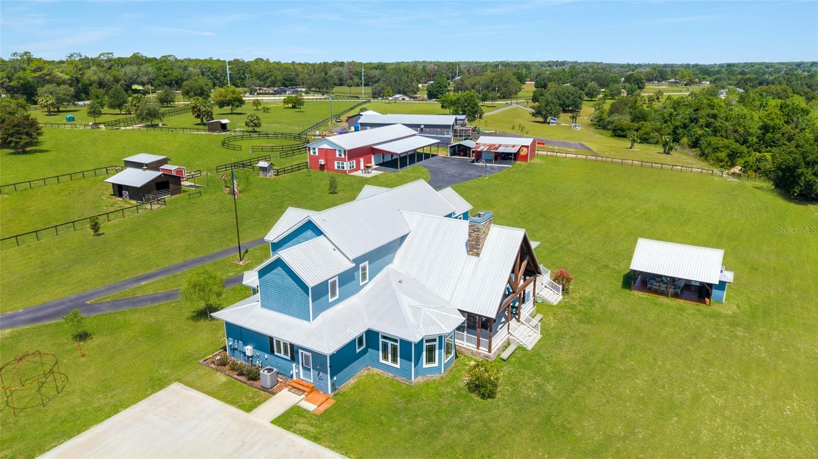 LAKESIDE AT LAKE BRYANT - Farm