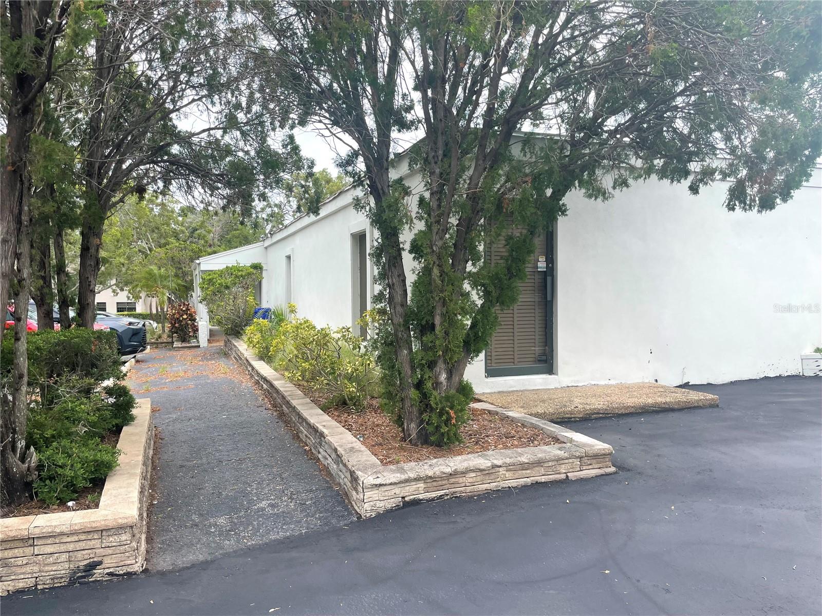 1219 FRANKLIN CIRCLE