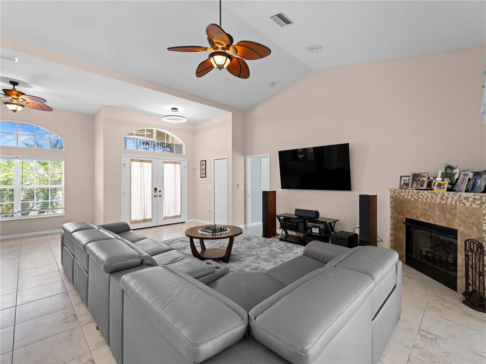 PUNTA GORDA ISLES SEC 23 - Residential