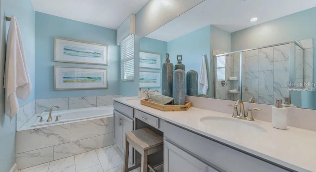 REUNION VILLAGE 40S - Residential