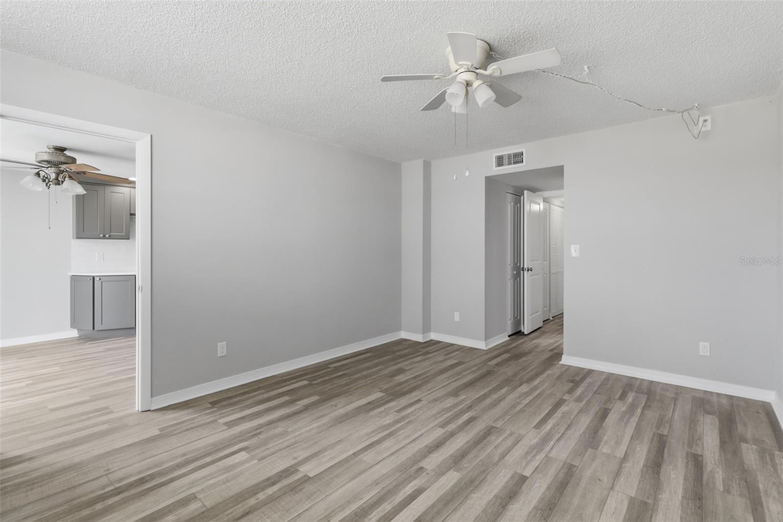 WINSTON PARK NORTHEAST - Residential