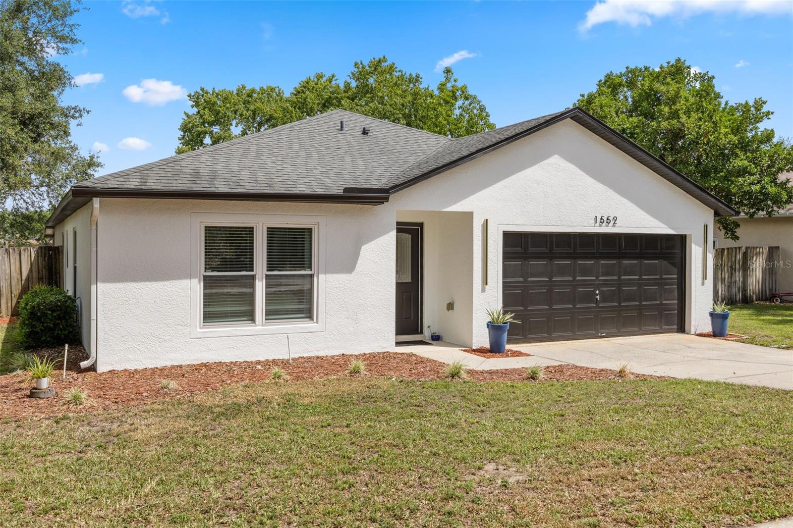 1552 WHOOPING DRIVE