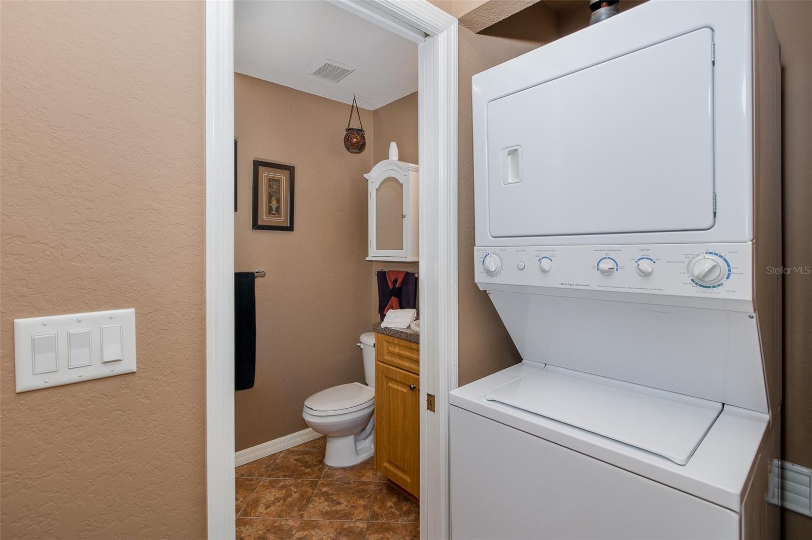 RESERVE AT OAKRIDGE - Residential