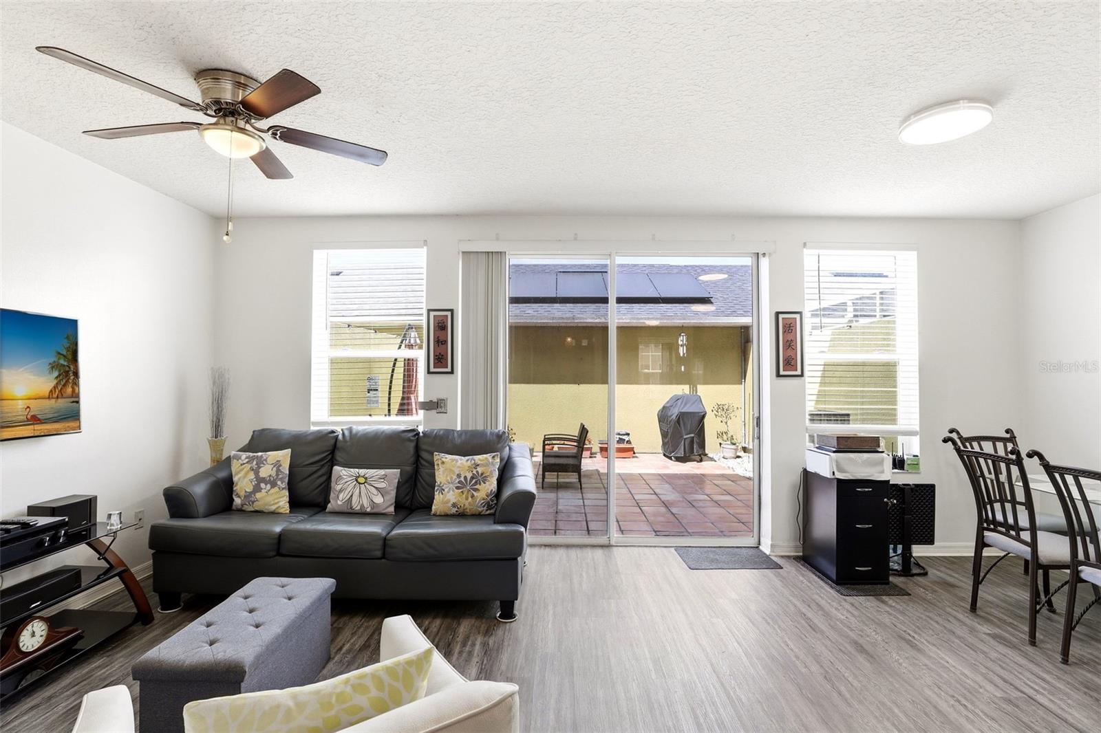 VISTA LAKES TOWN CENTER 51 07 - Residential