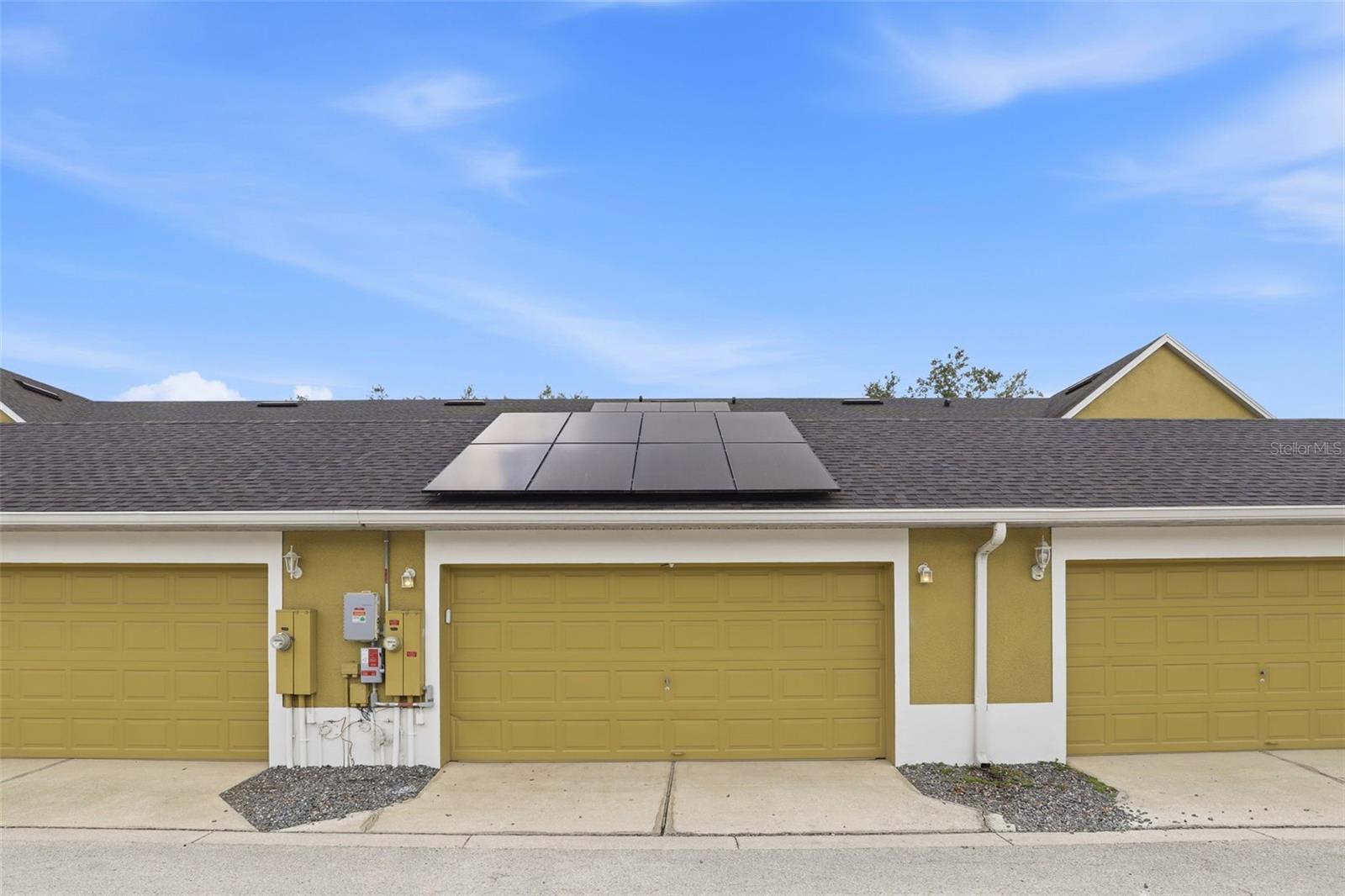 VISTA LAKES TOWN CENTER 51 07 - Residential