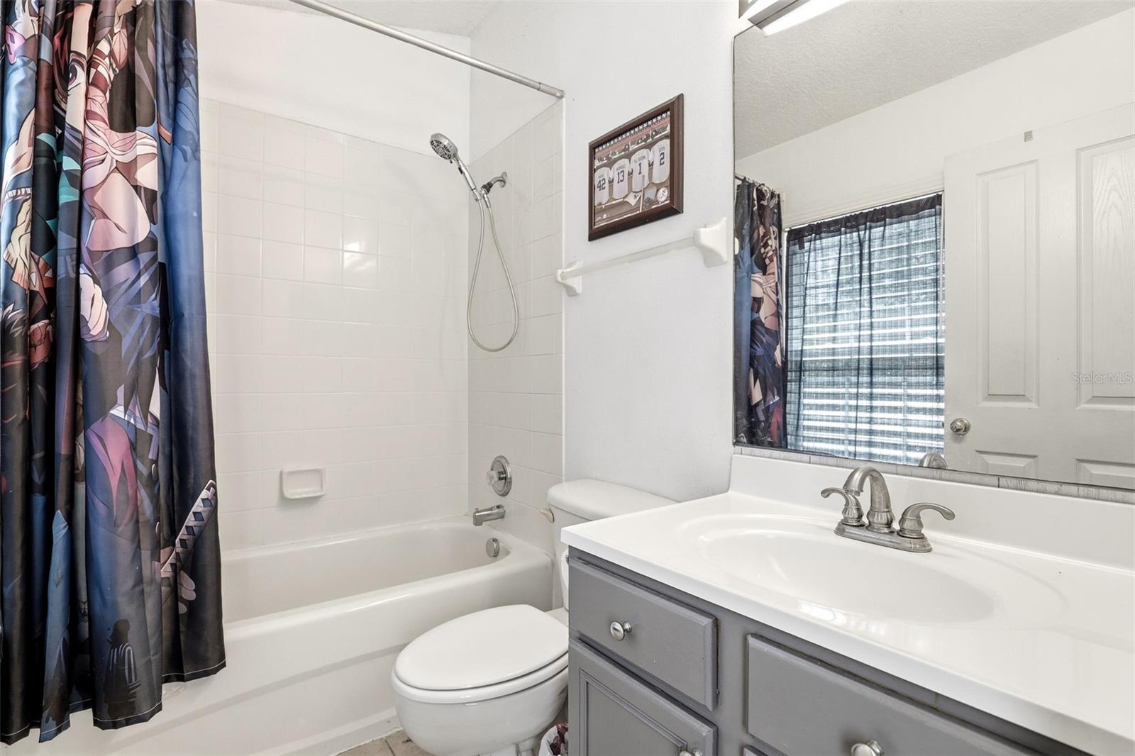 VISTA LAKES TOWN CENTER 51 07 - Residential