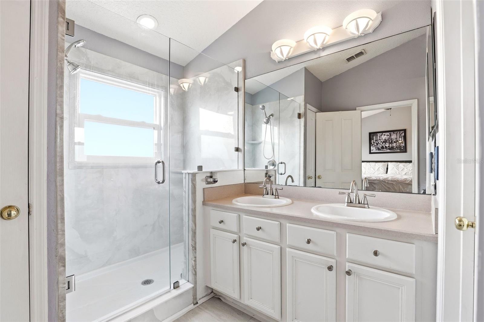 VISTA LAKES TOWN CENTER 51 07 - Residential