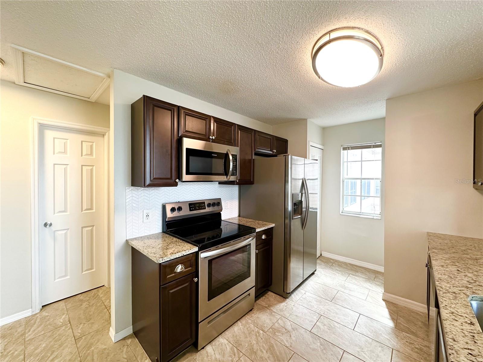 HIDDEN SPGS CONDO - Residential