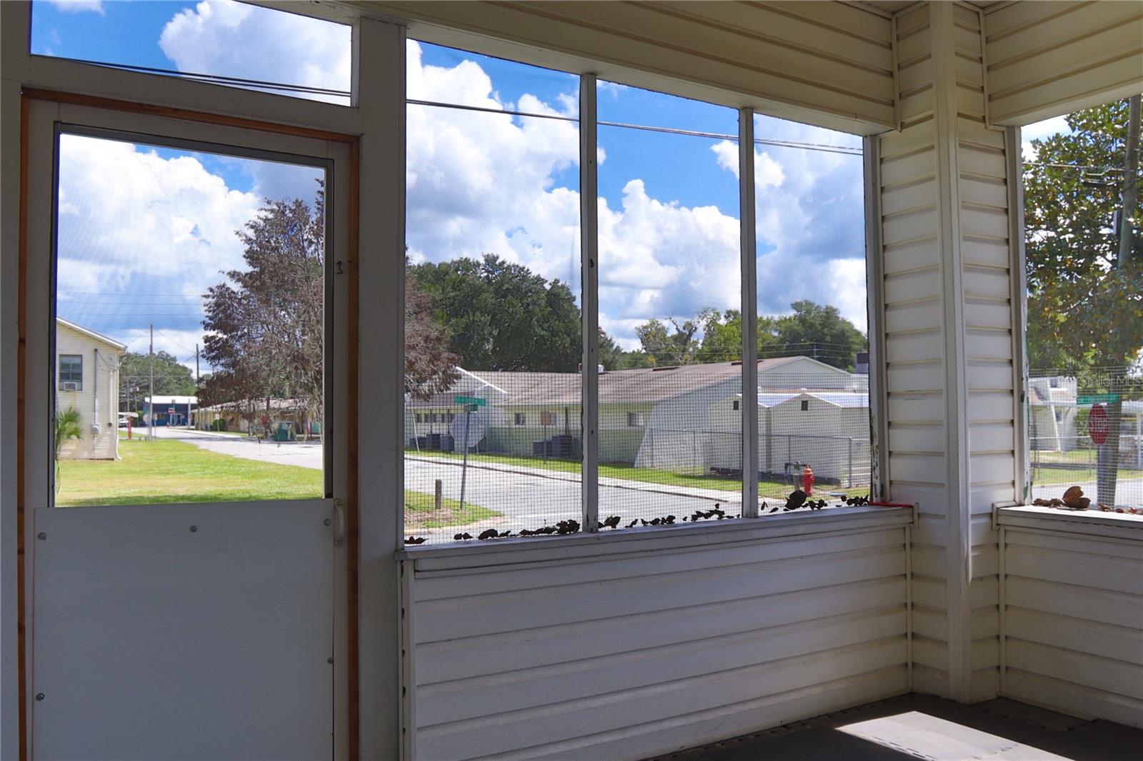 LAKE CITY - Residential