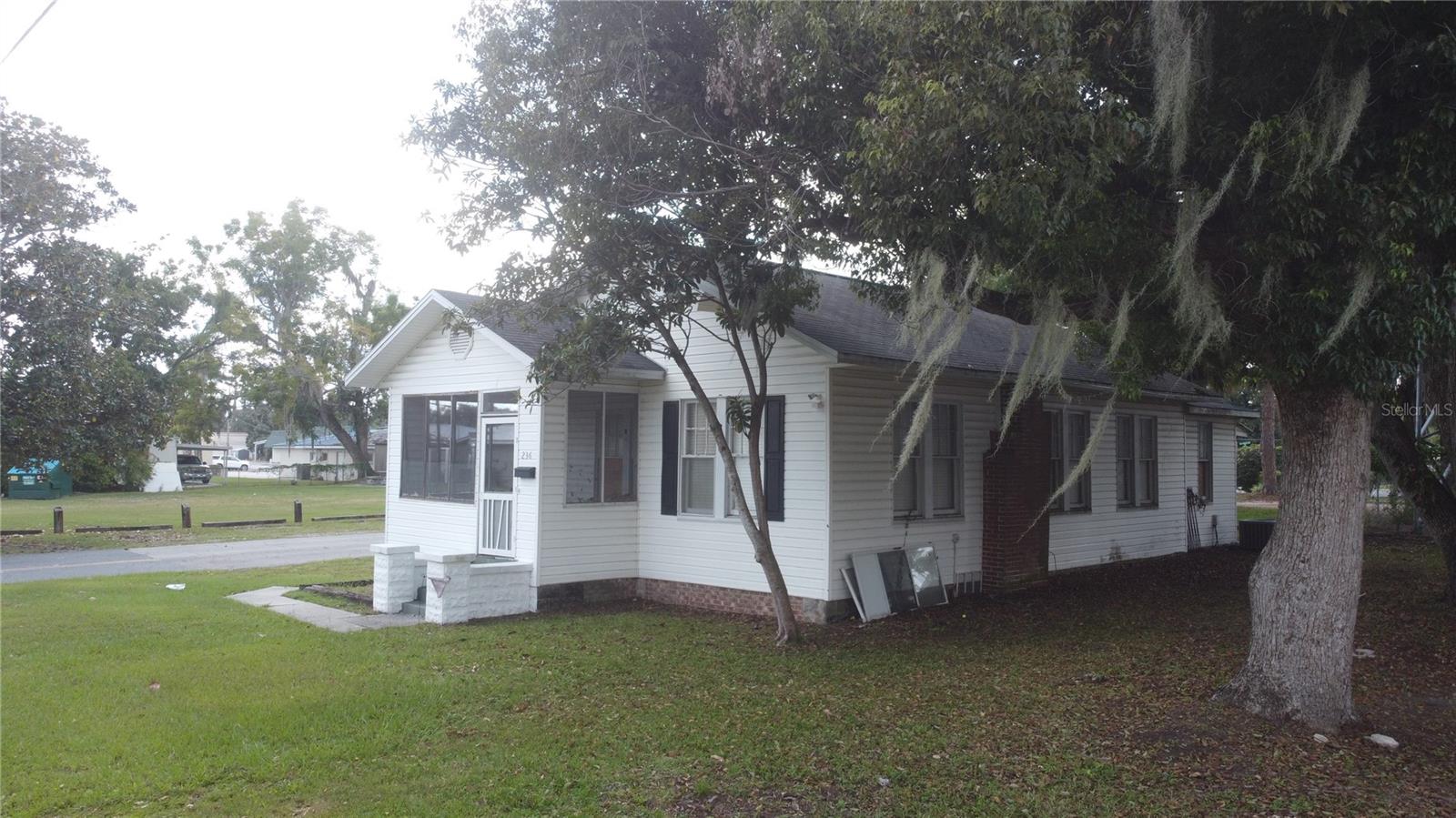 LAKE CITY - Residential