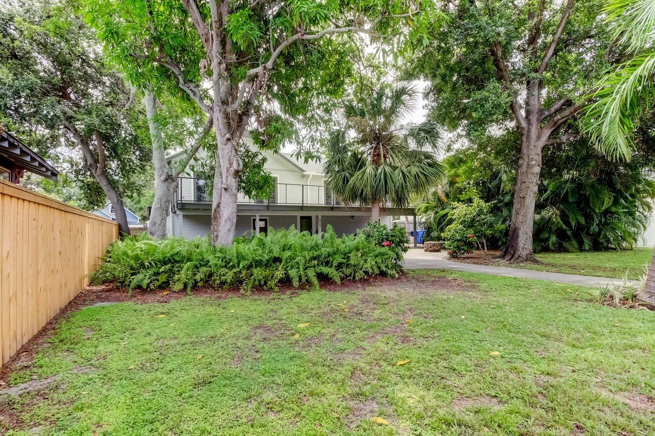 815 8TH STREET N