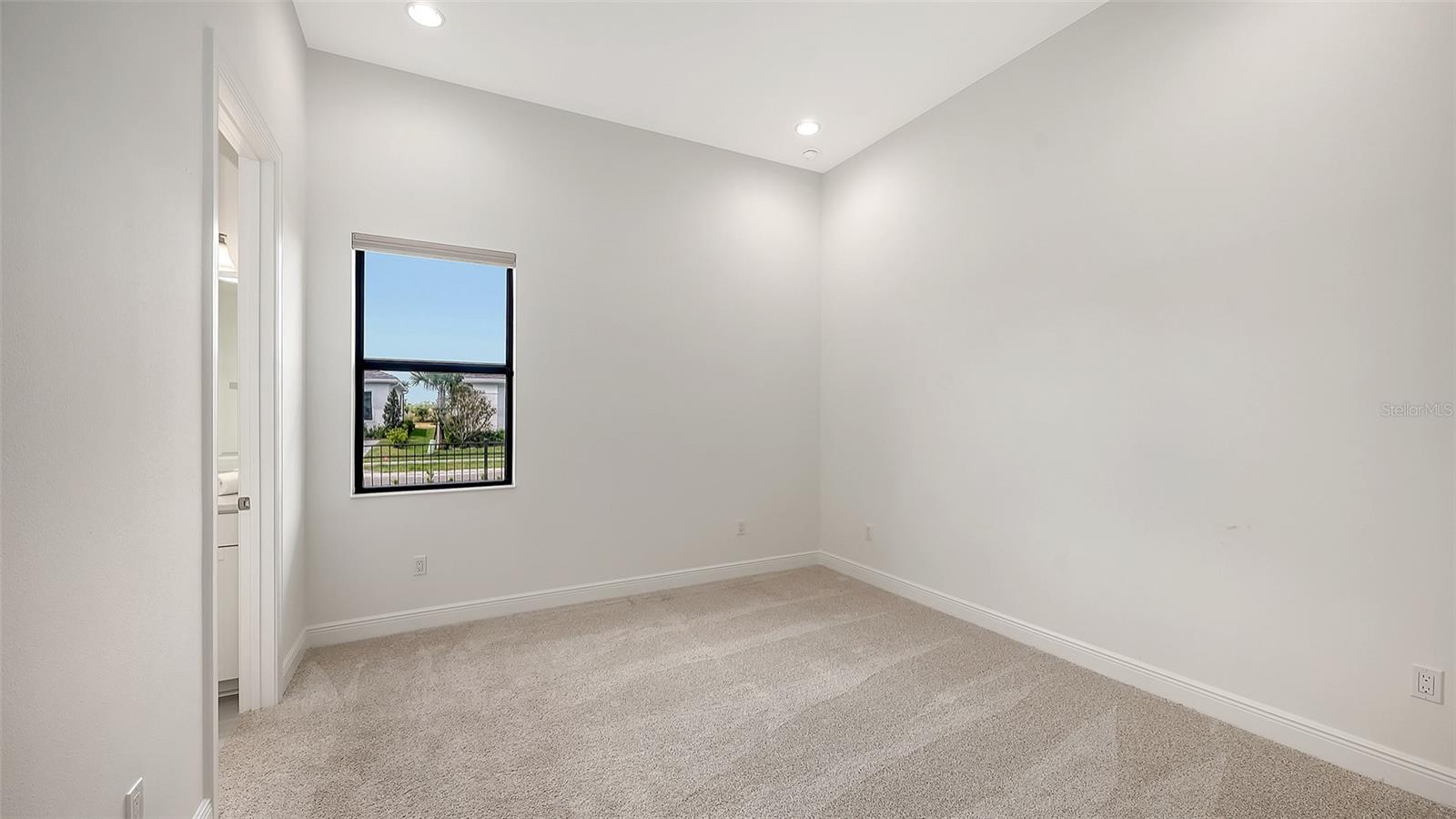 ARTISTRY SARASOTA - Residential
