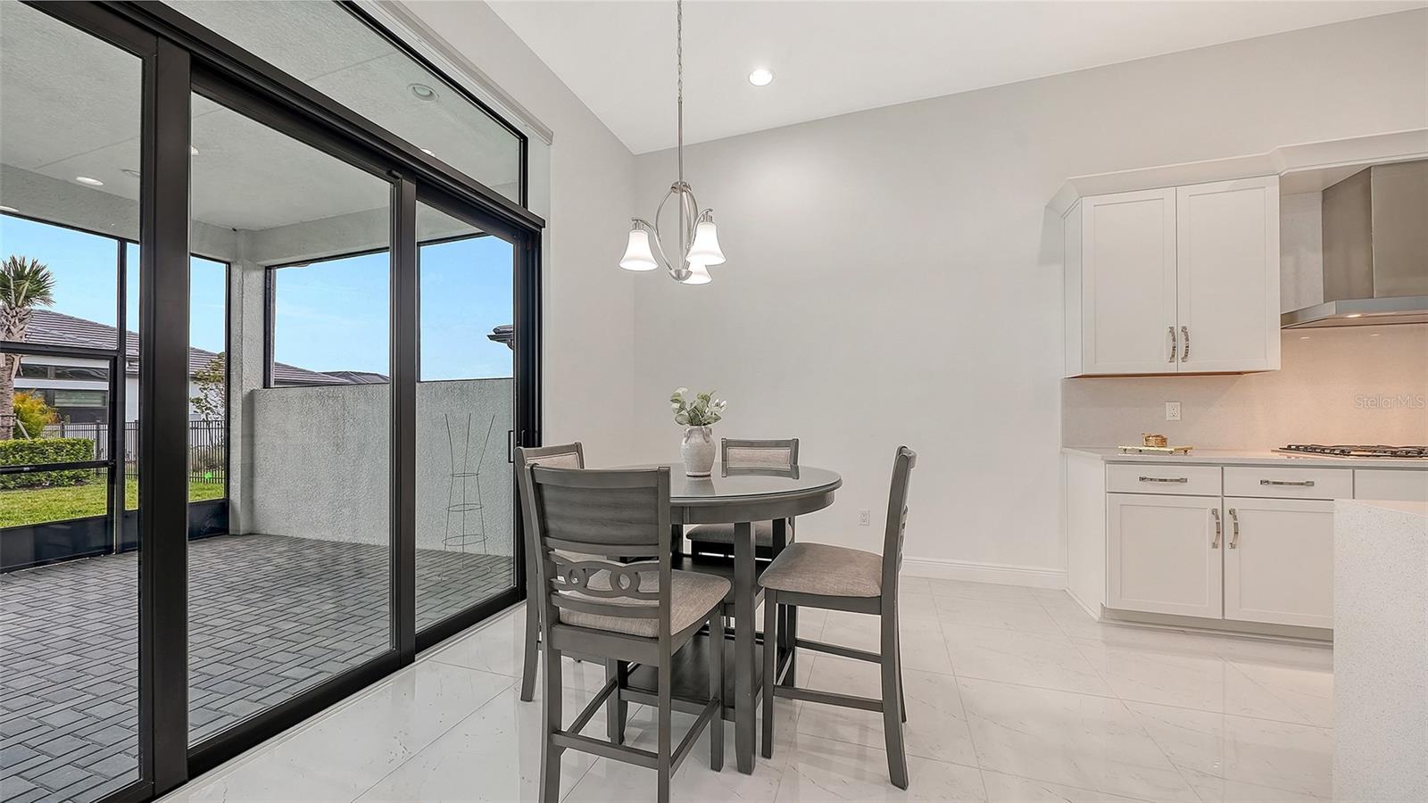 ARTISTRY SARASOTA - Residential