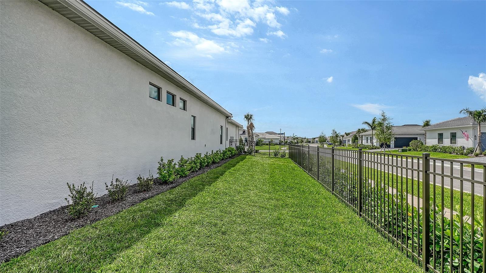ARTISTRY SARASOTA - Residential