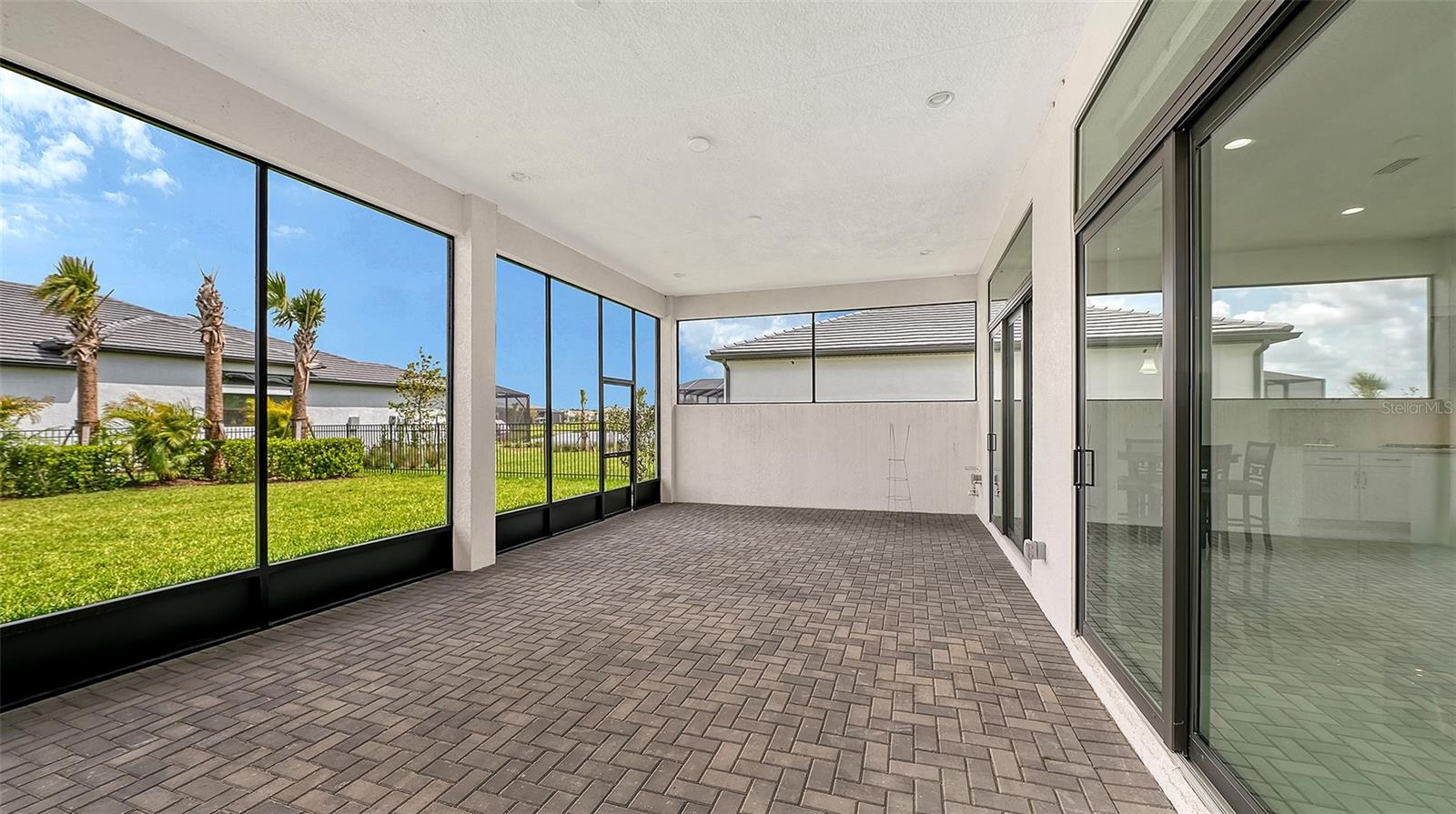 ARTISTRY SARASOTA - Residential