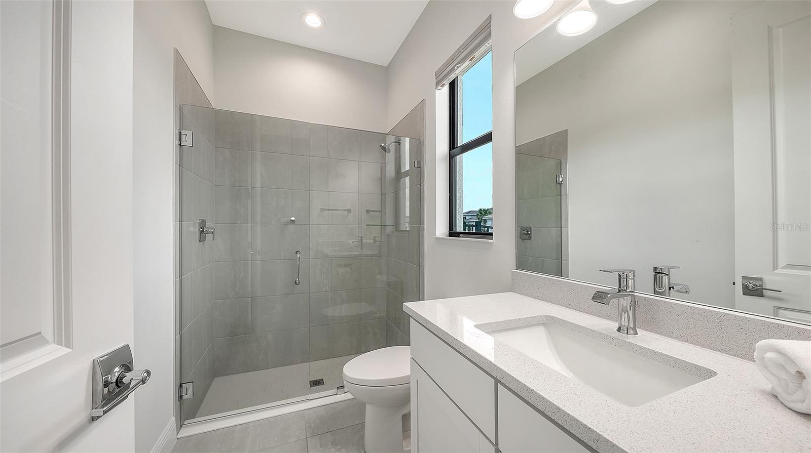 ARTISTRY SARASOTA - Residential