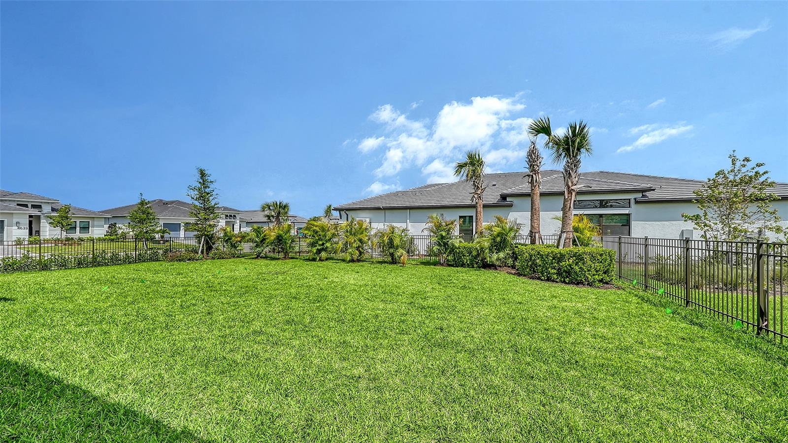 ARTISTRY SARASOTA - Residential
