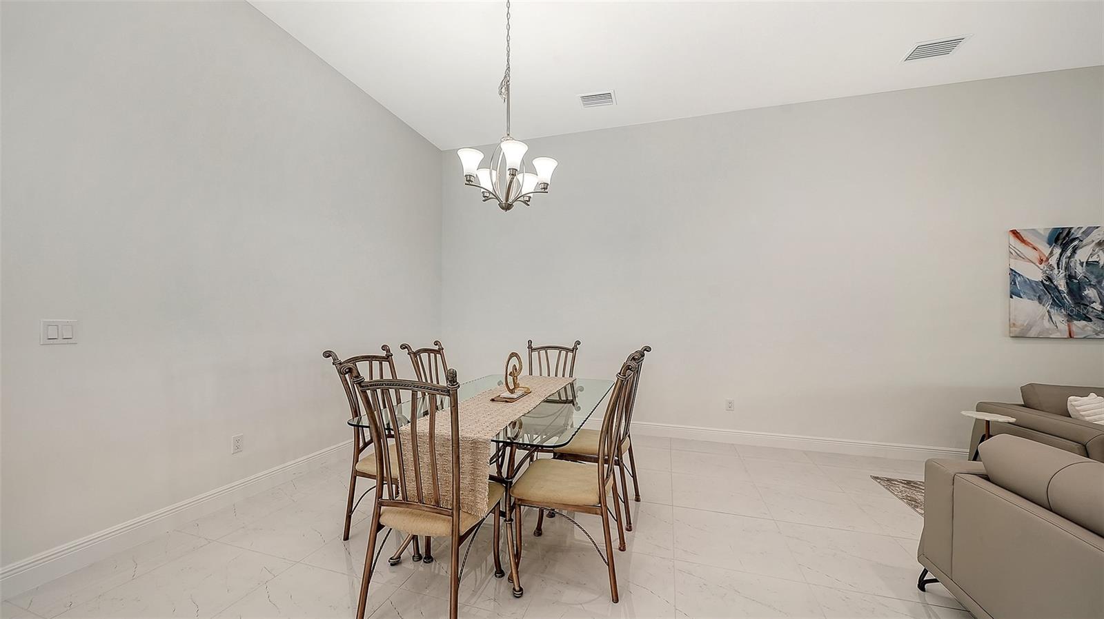 ARTISTRY SARASOTA - Residential