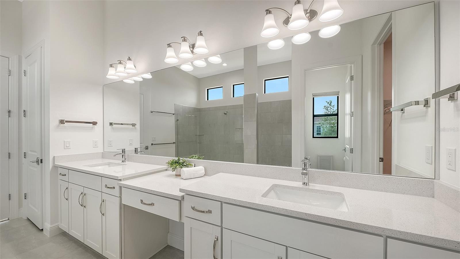 ARTISTRY SARASOTA - Residential