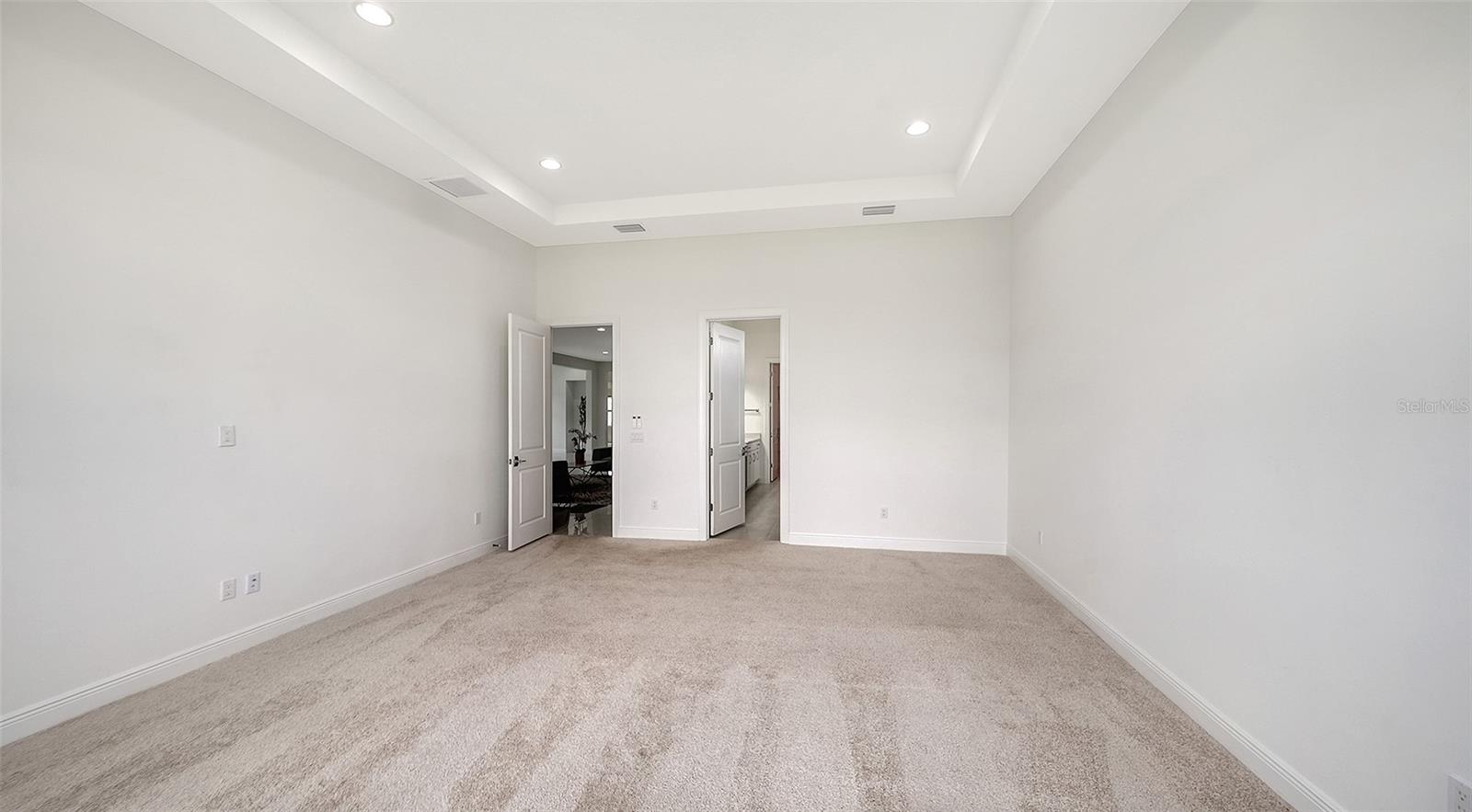 ARTISTRY SARASOTA - Residential