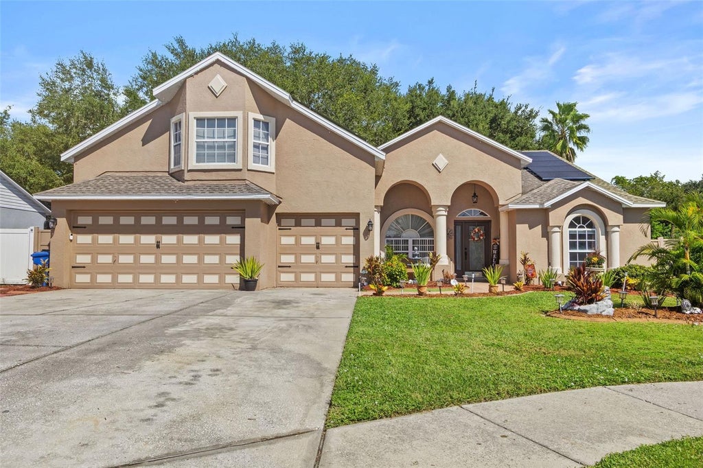 Photo of 11530 Andy Drive, Riverview, FL 33569 (MLS # A4708037)