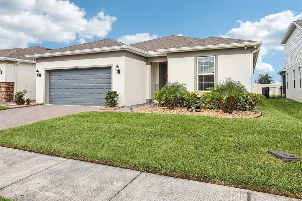 Photo of 2015 Spring Shower Circle, Kissimmee, FL 34744 (MLS # S5130256)