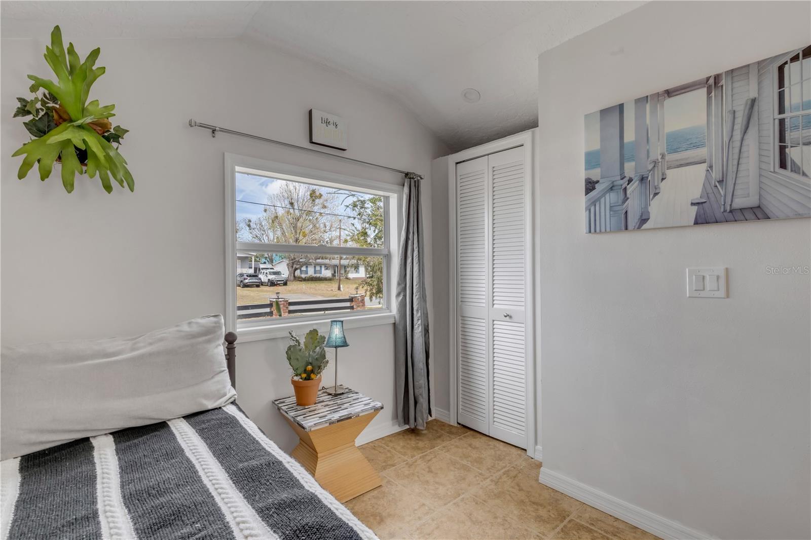 INDIAN HARBOR ESTATES UNIT 04 - Residential