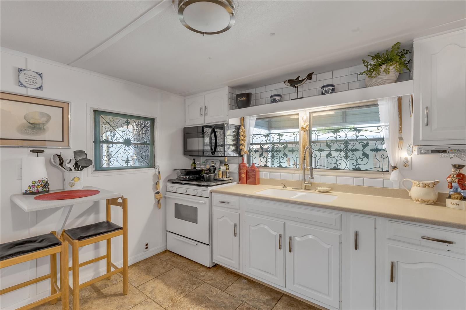 INDIAN HARBOR ESTATES UNIT 04 - Residential