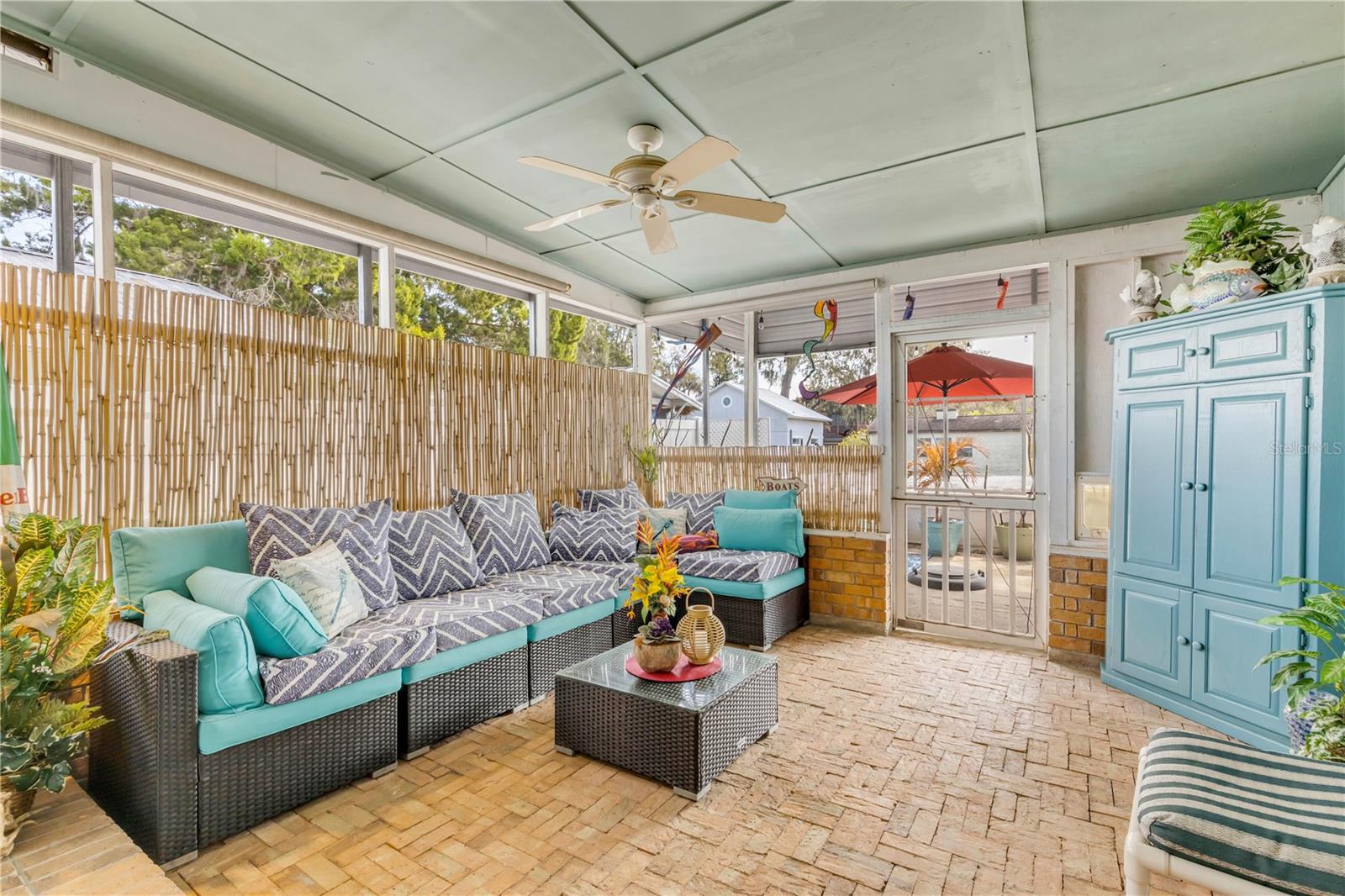 INDIAN HARBOR ESTATES UNIT 04 - Residential