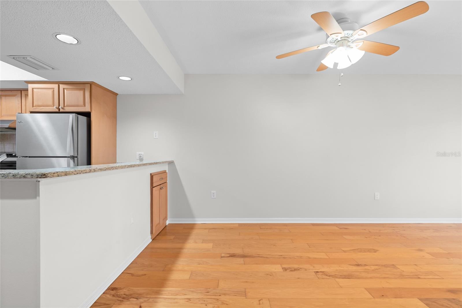 LABELLE CONDO - Residential