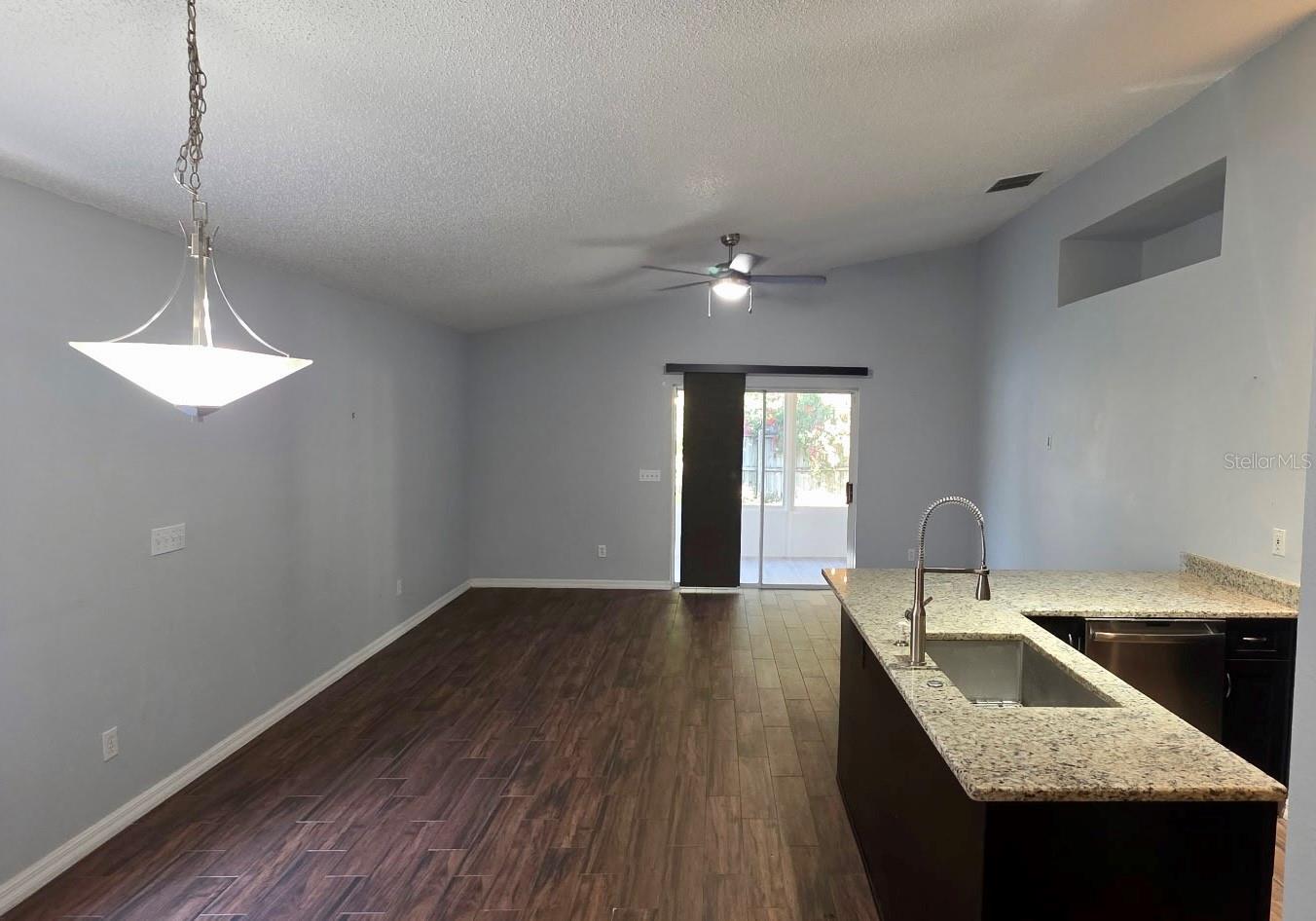 STONEYBROOK - Residential