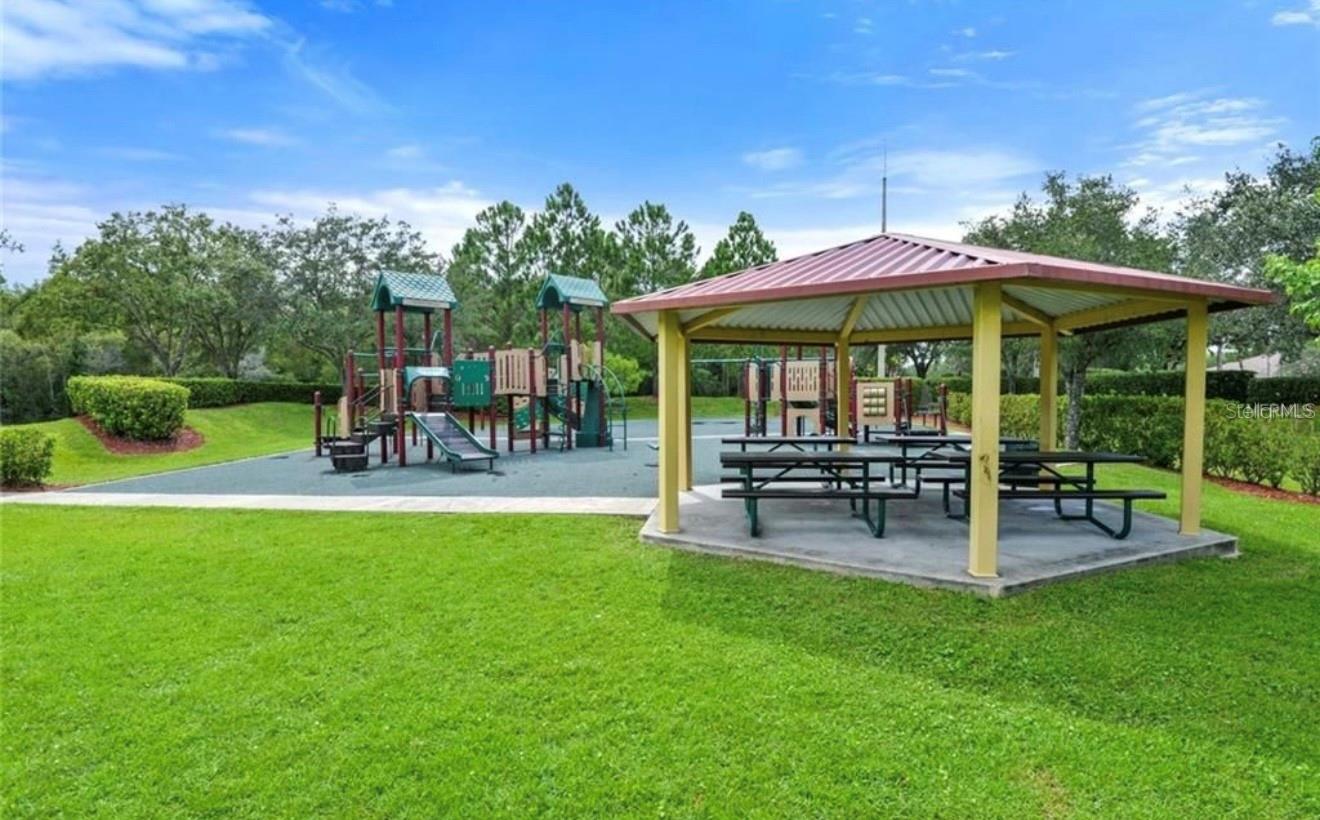 STONEYBROOK - Residential