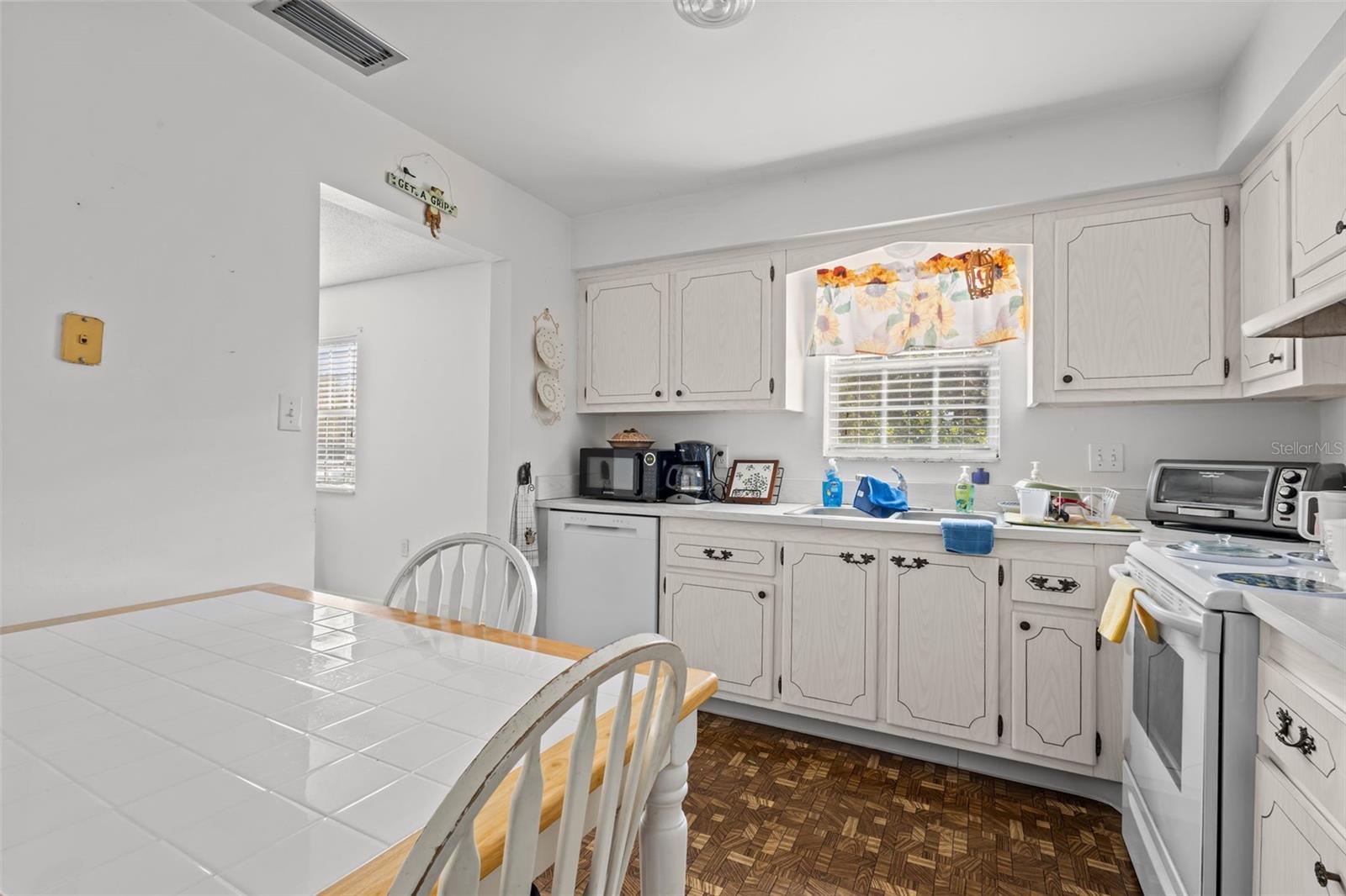 BELLEAIR FOREST - Residential