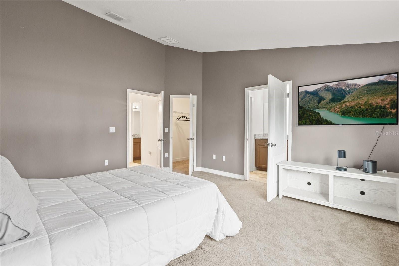 CORONADO TWNHMS - Residential