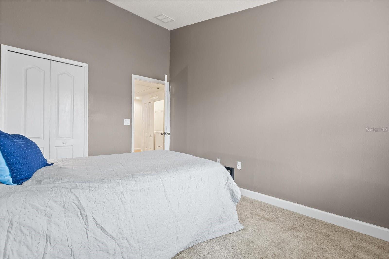 CORONADO TWNHMS - Residential