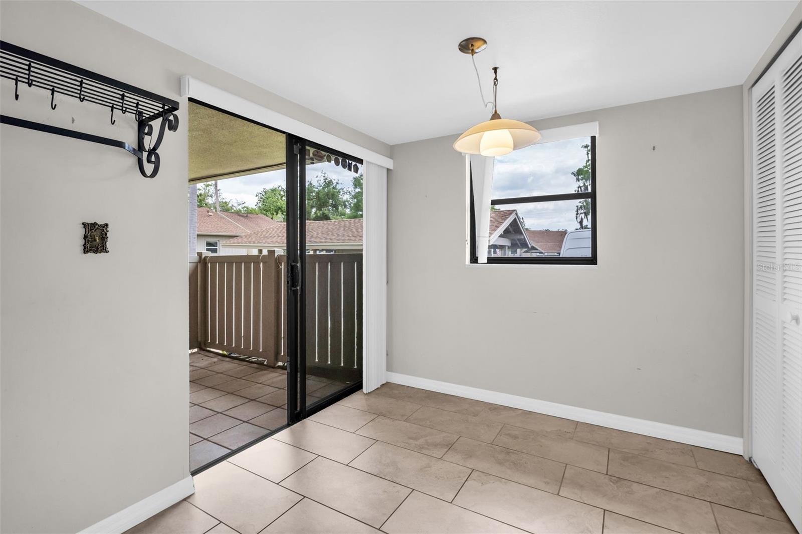 EAST LAKE WOODLANDS CLUSTER HOMES - Residential