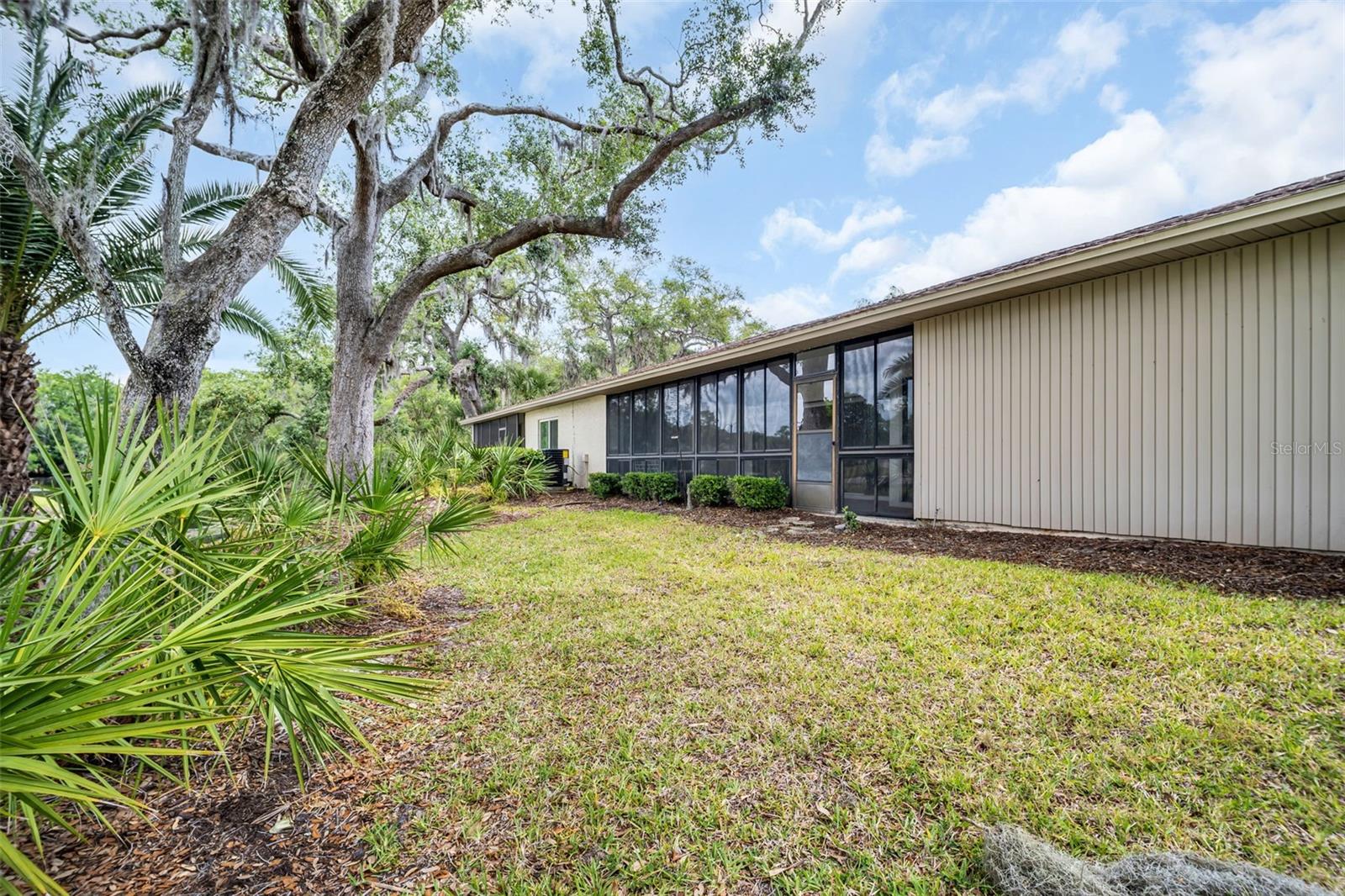 EAST LAKE WOODLANDS CLUSTER HOMES - Residential