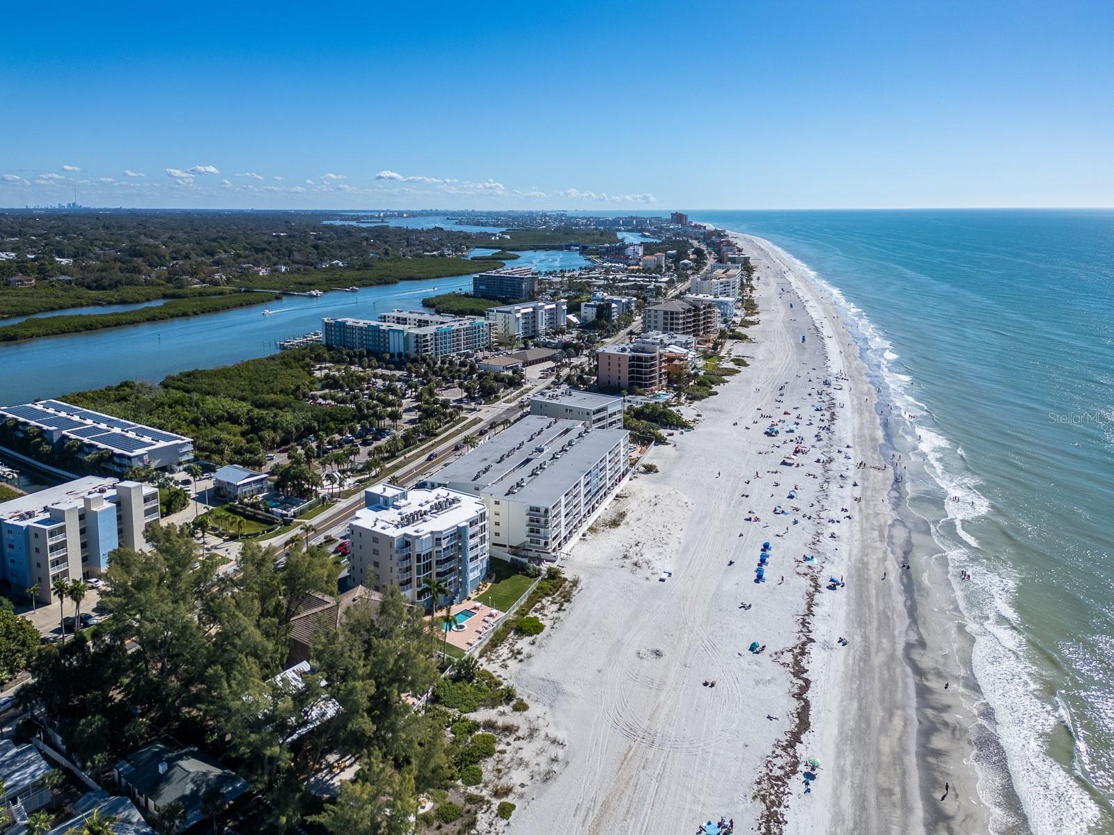 HOLIDAY VILLAS 2 - Residential