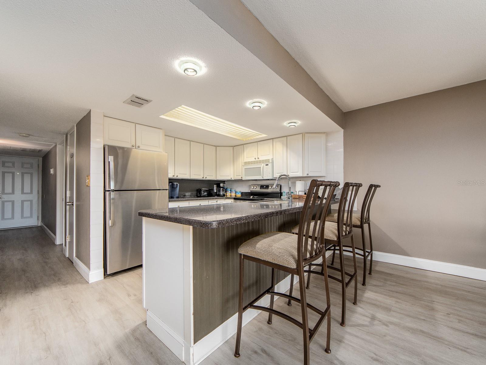 HOLIDAY VILLAS 2 - Residential