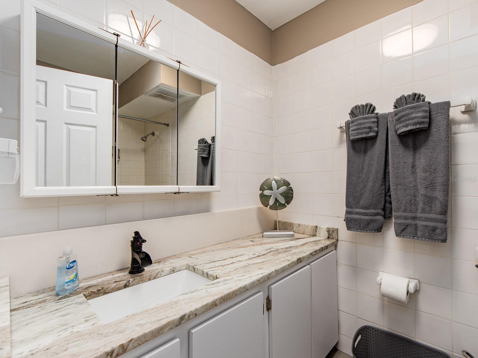 HOLIDAY VILLAS 2 - Residential