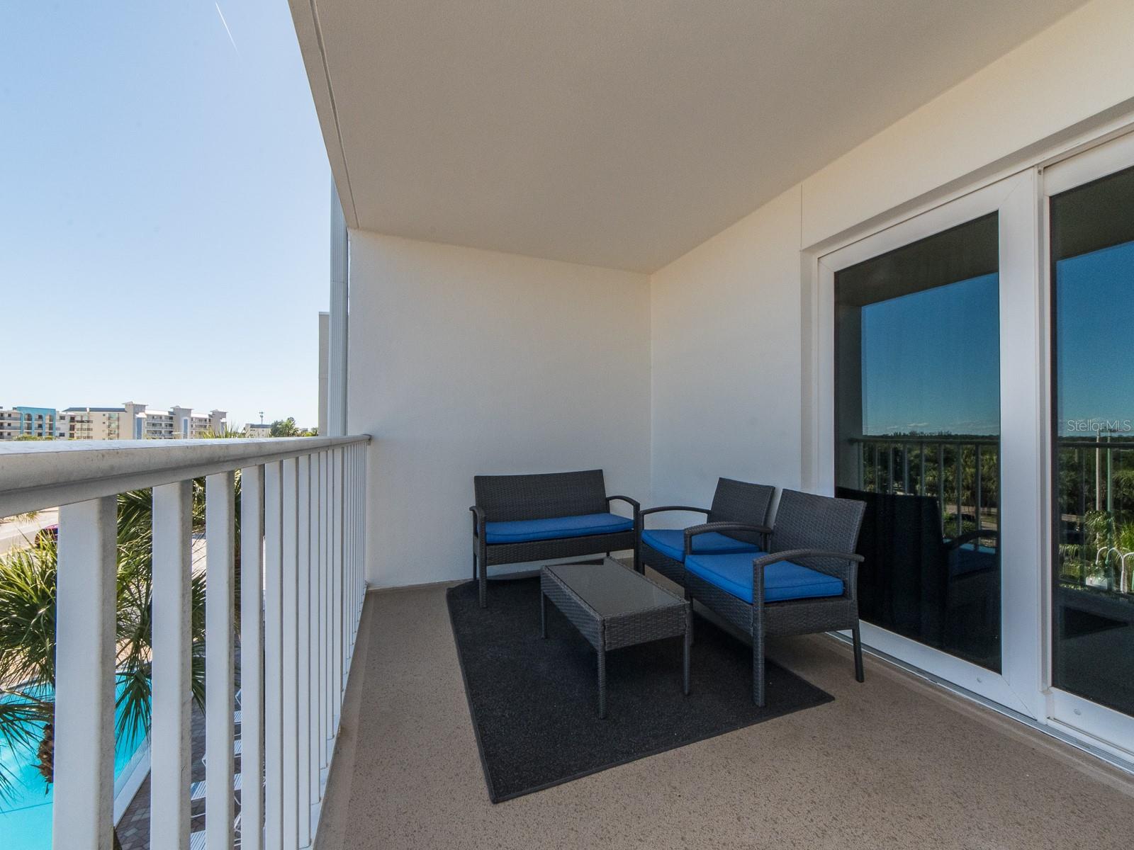 HOLIDAY VILLAS 2 - Residential