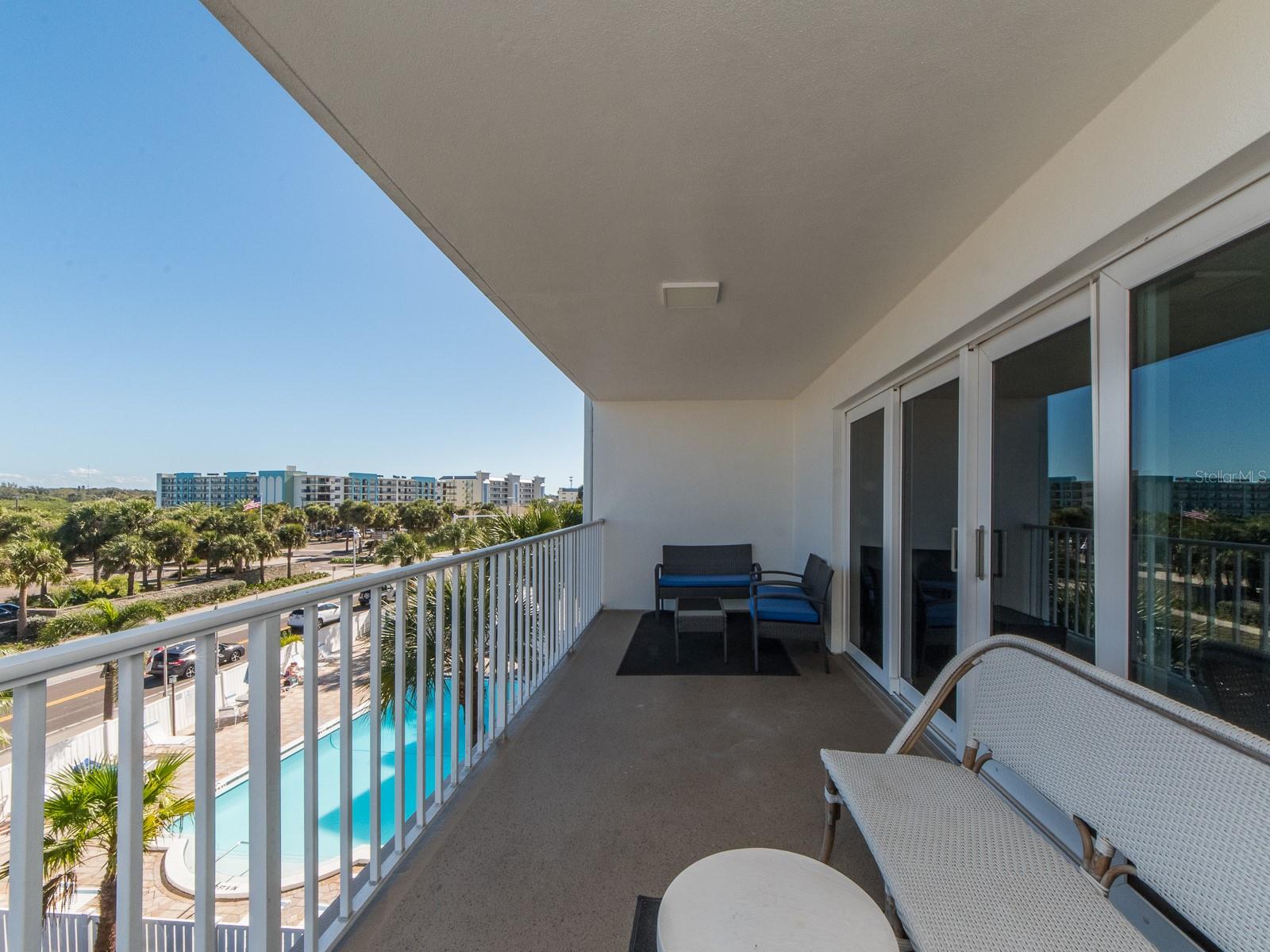 HOLIDAY VILLAS 2 - Residential