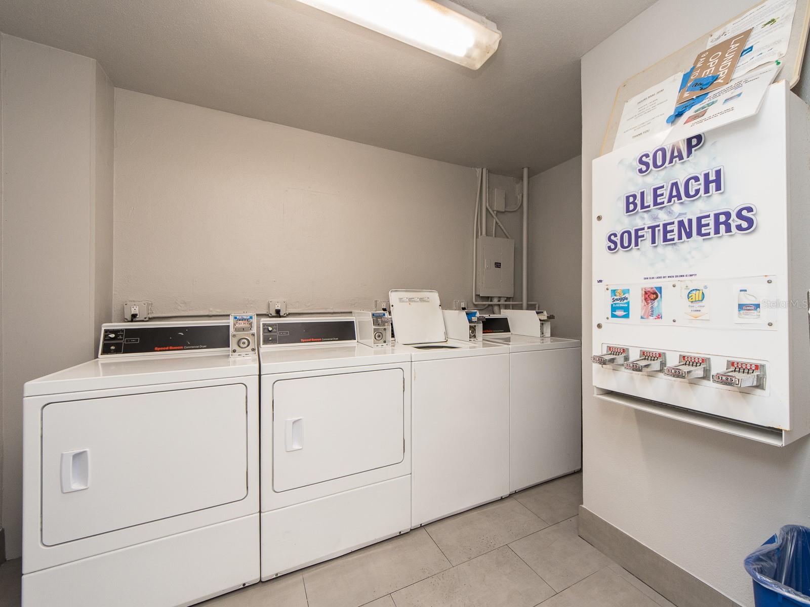 HOLIDAY VILLAS 2 - Residential