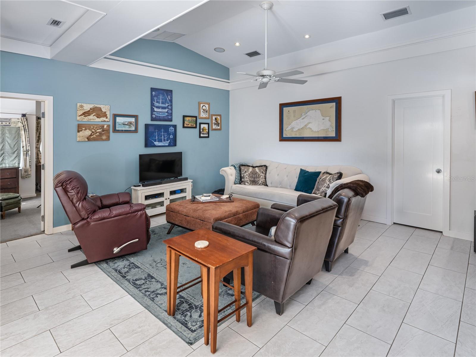 CRYSTAL HOMES SUB - Residential