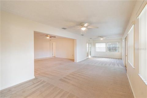 A home in SEMINOLE