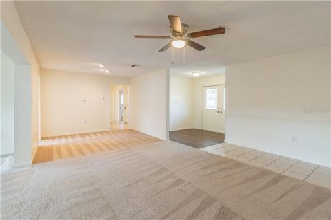 A home in SEMINOLE